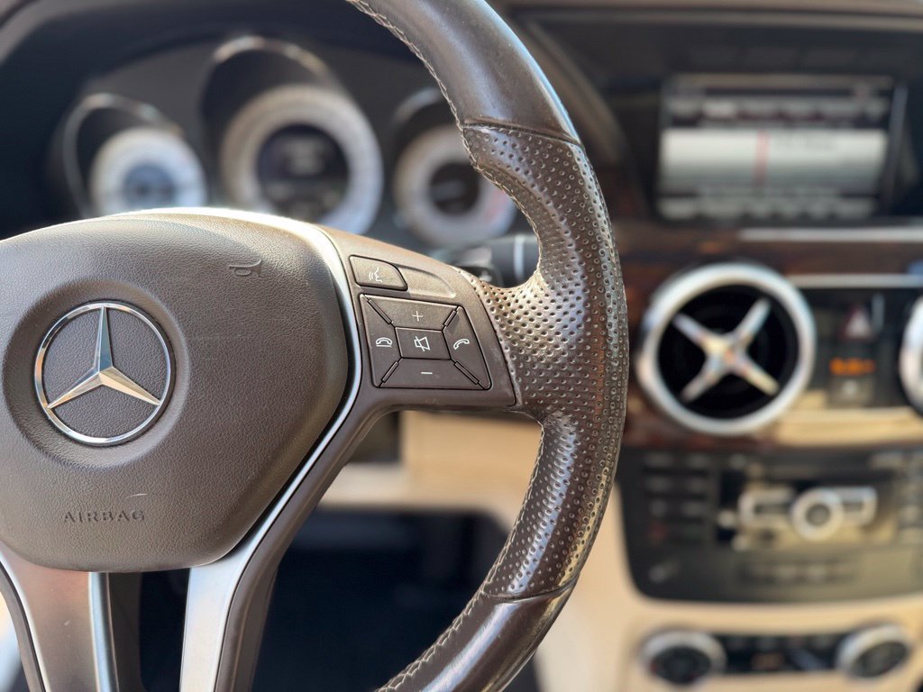 Used 2014 Mercedes-Benz GLK 250 BlueTEC 4MATIC image 26