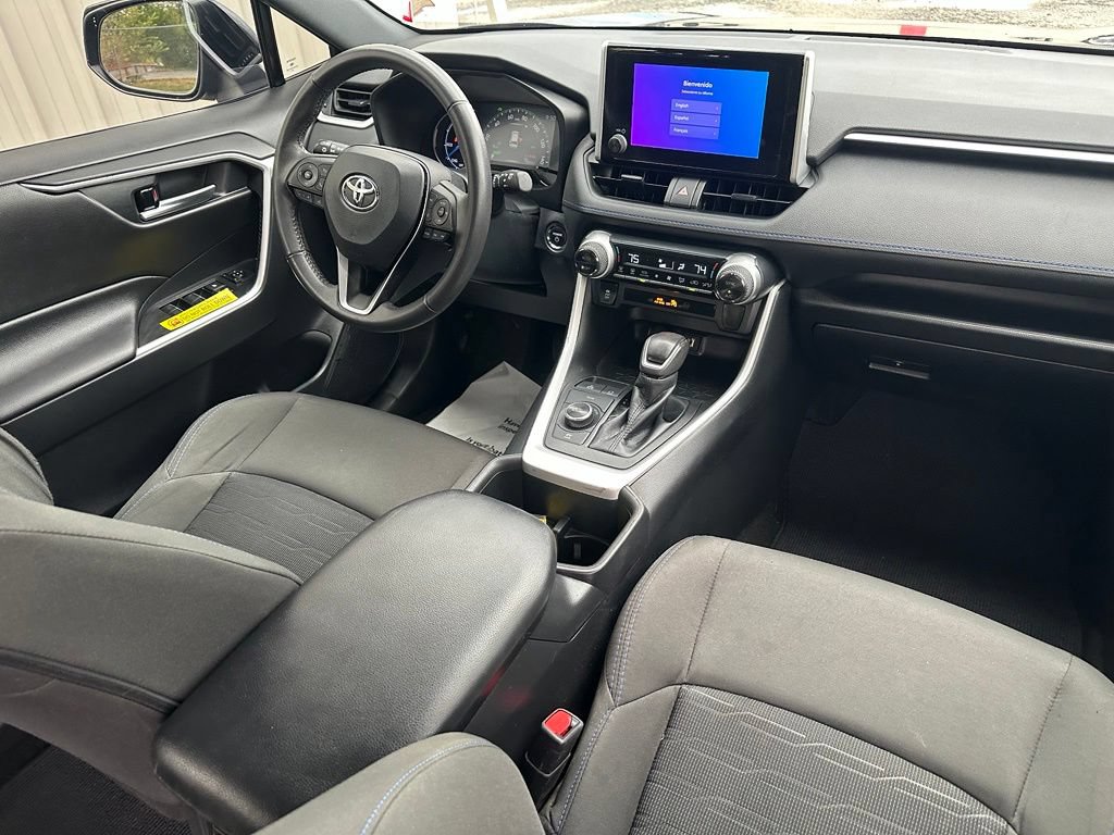 Used 2023 Toyota RAV4 SE AWD/4WD image 26
