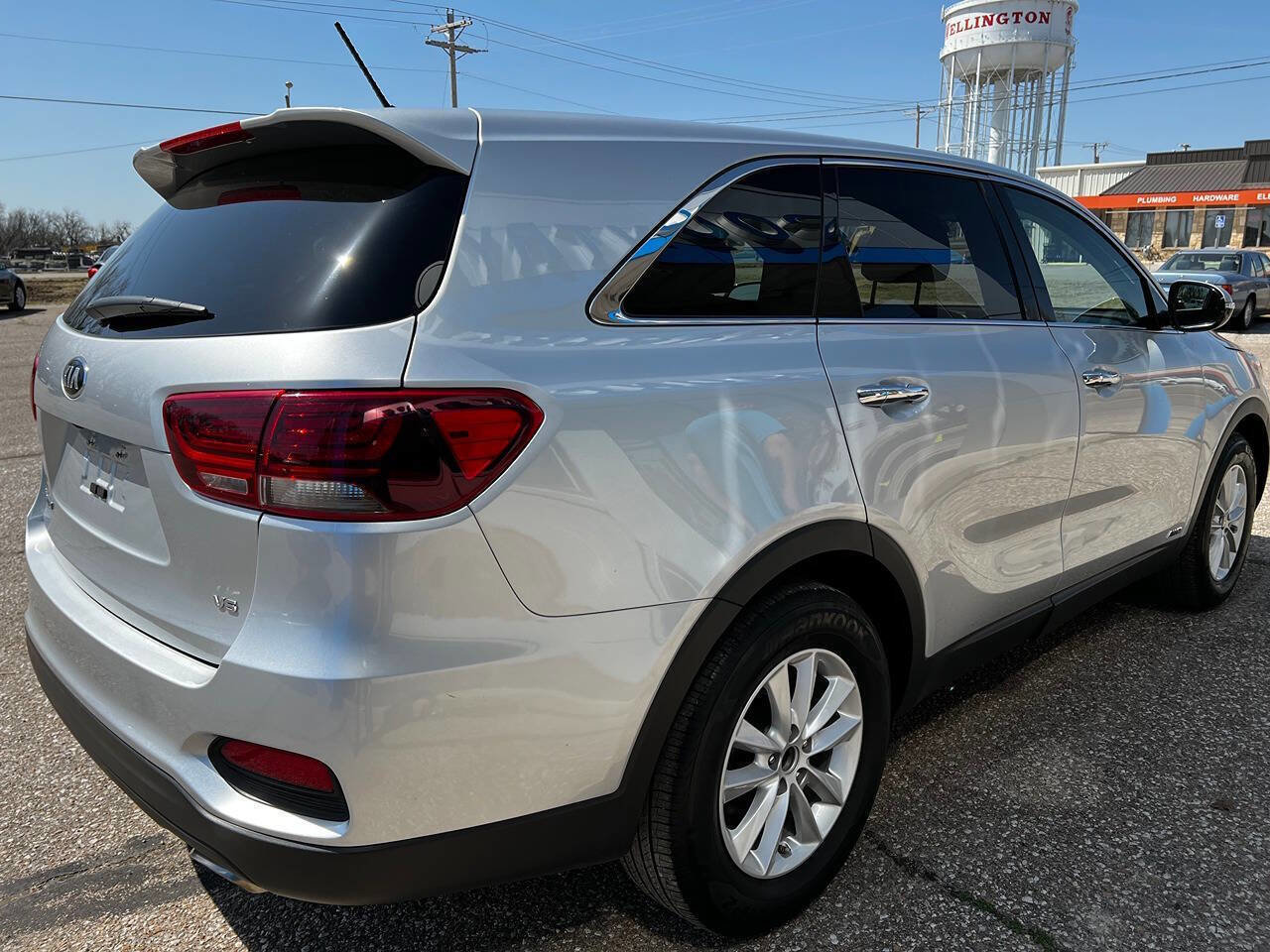 Used 2020 Kia Sorento AWD V6 image 18