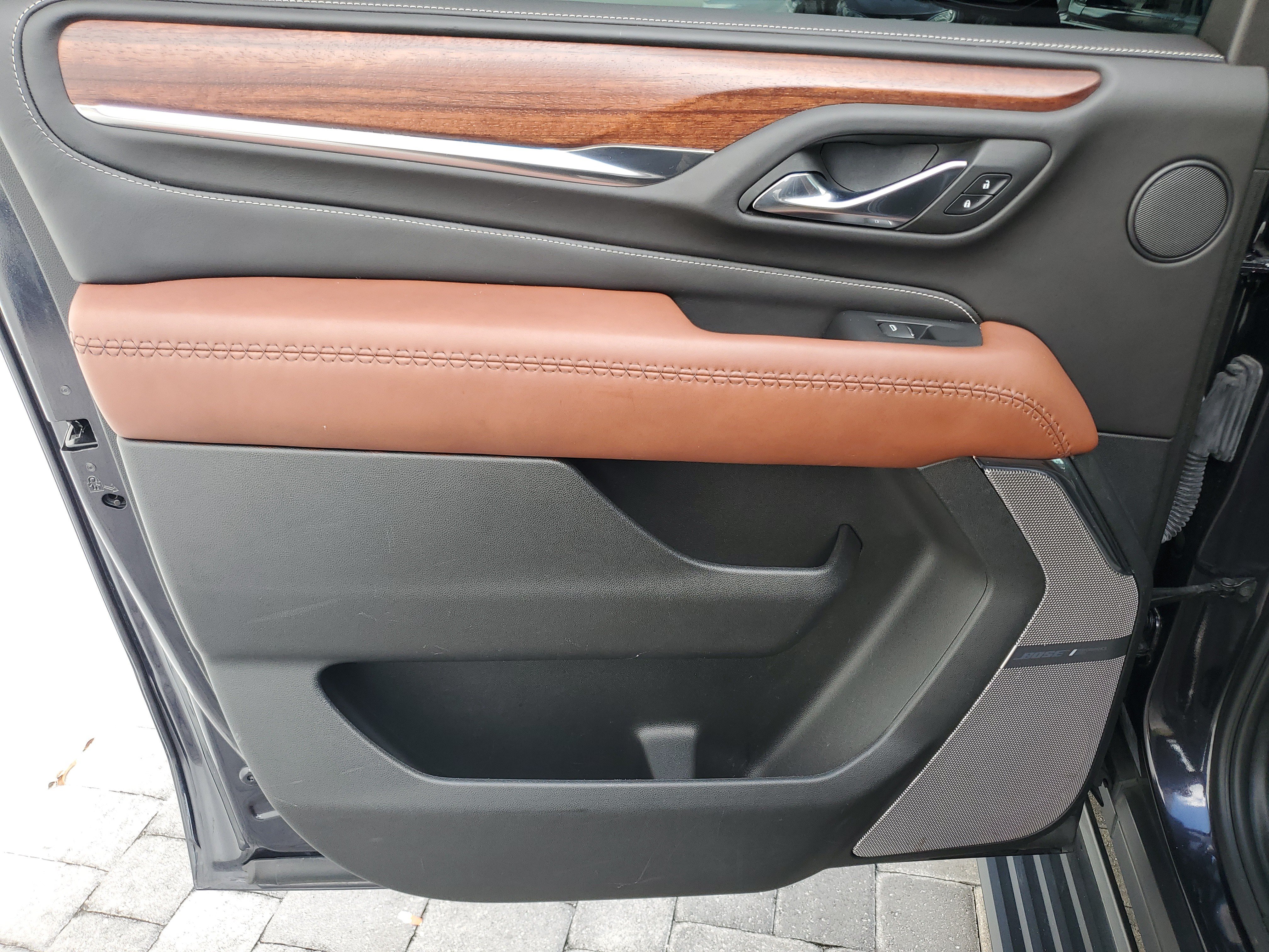 Used 2023 GMC Yukon XL Denali Ultimate w/ LPO, Floor Liner Package AWD/4WD image 13