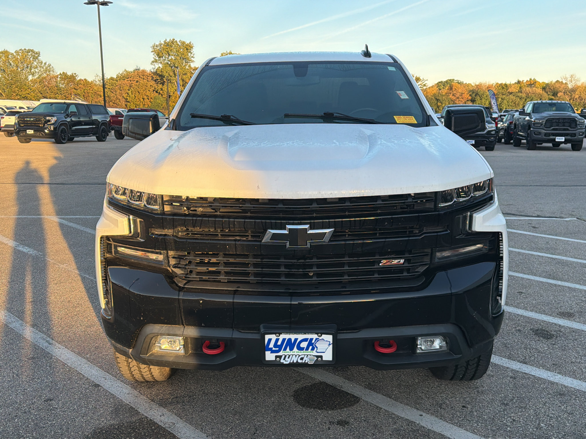 Used 2020 Chevrolet Silverado 1500 LT Trail Boss w/ LPO, Dark Essentials Package AWD/4WD image 9