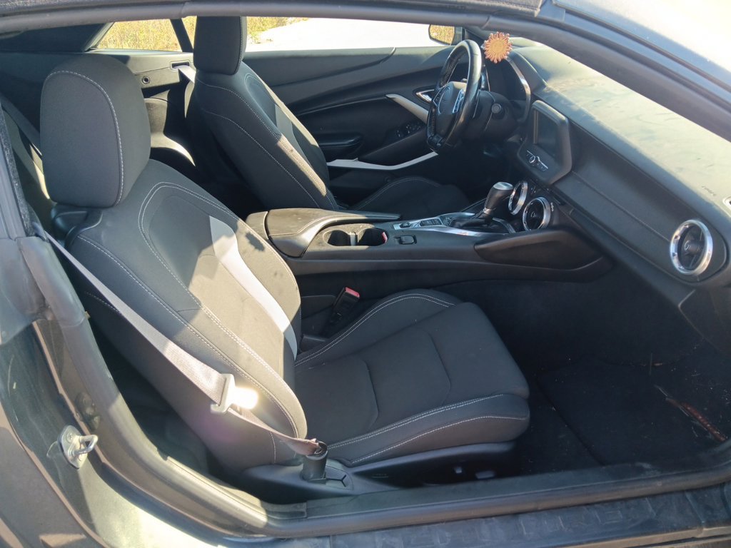 Used 2017 Chevrolet Camaro LT w/ RS Package RWD image 20
