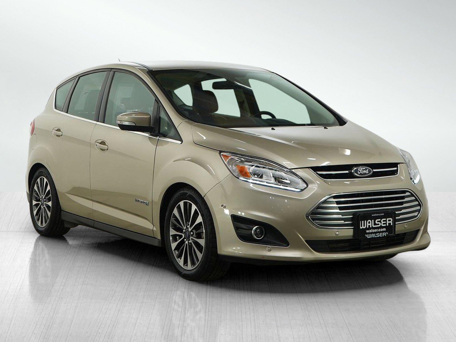 Used 2017 Ford C-MAX Titanium w/ Equipment Group 301A image 7
