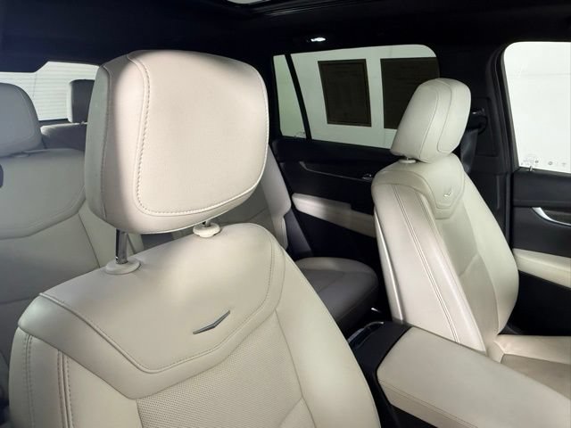 Certified 2022 Cadillac XT6 Sport w/ Technology Package AWD/4WD image 33