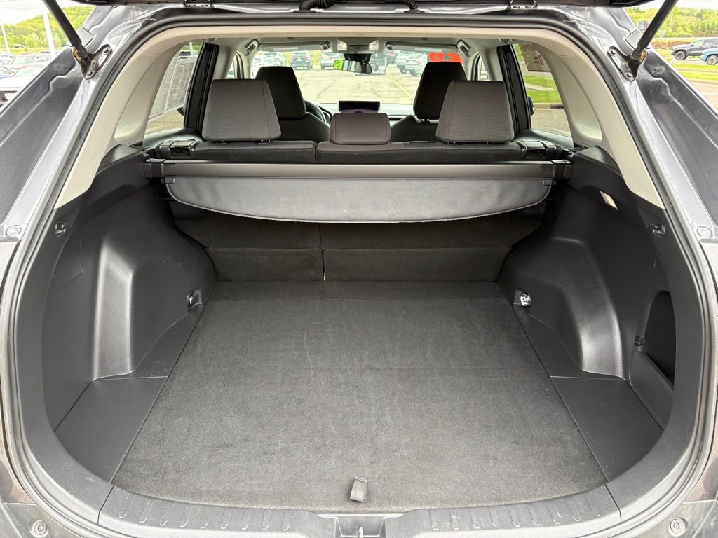 Certified 2025 Toyota RAV4 XLE AWD/4WD image 6