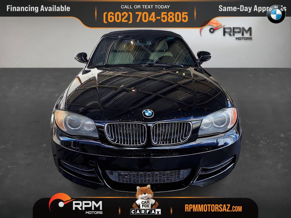 Used 2010 BMW 135i Convertible w/ Premium Pkg image 2