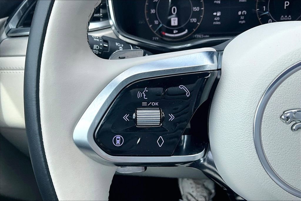 Used 2025 Jaguar F-PACE R-Dynamic S image 20