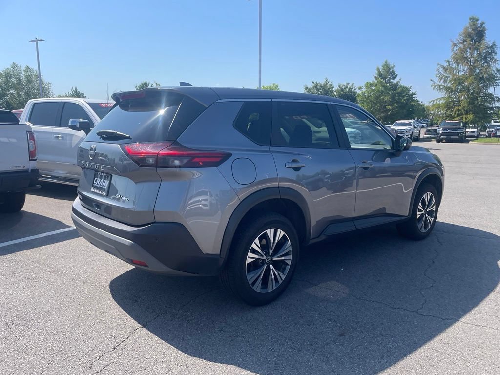 Used 2023 Nissan Rogue SV AWD/4WD image 7