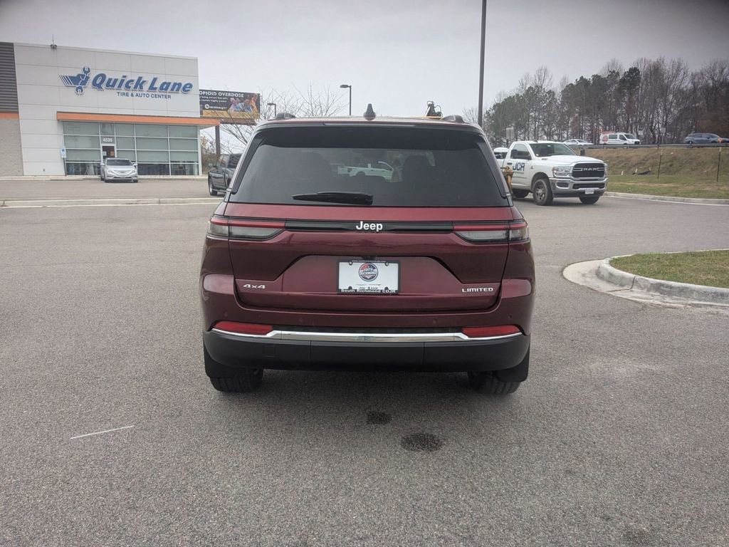 New 2025 Jeep Grand Cherokee Limited w/ Trailer Tow Package image 4