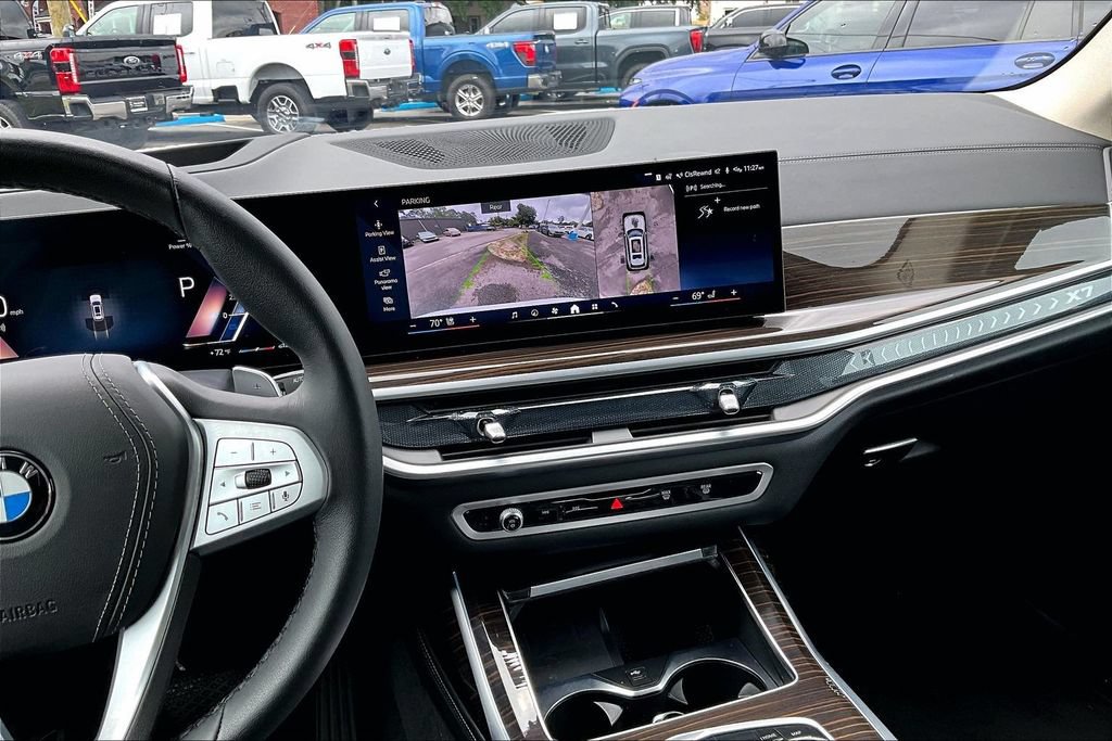 Certified 2026 BMW X7 xDrive40i AWD/4WD image 8