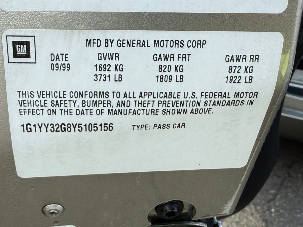 Used 2000 Chevrolet Corvette Convertible w/ Memory Pkg image 30