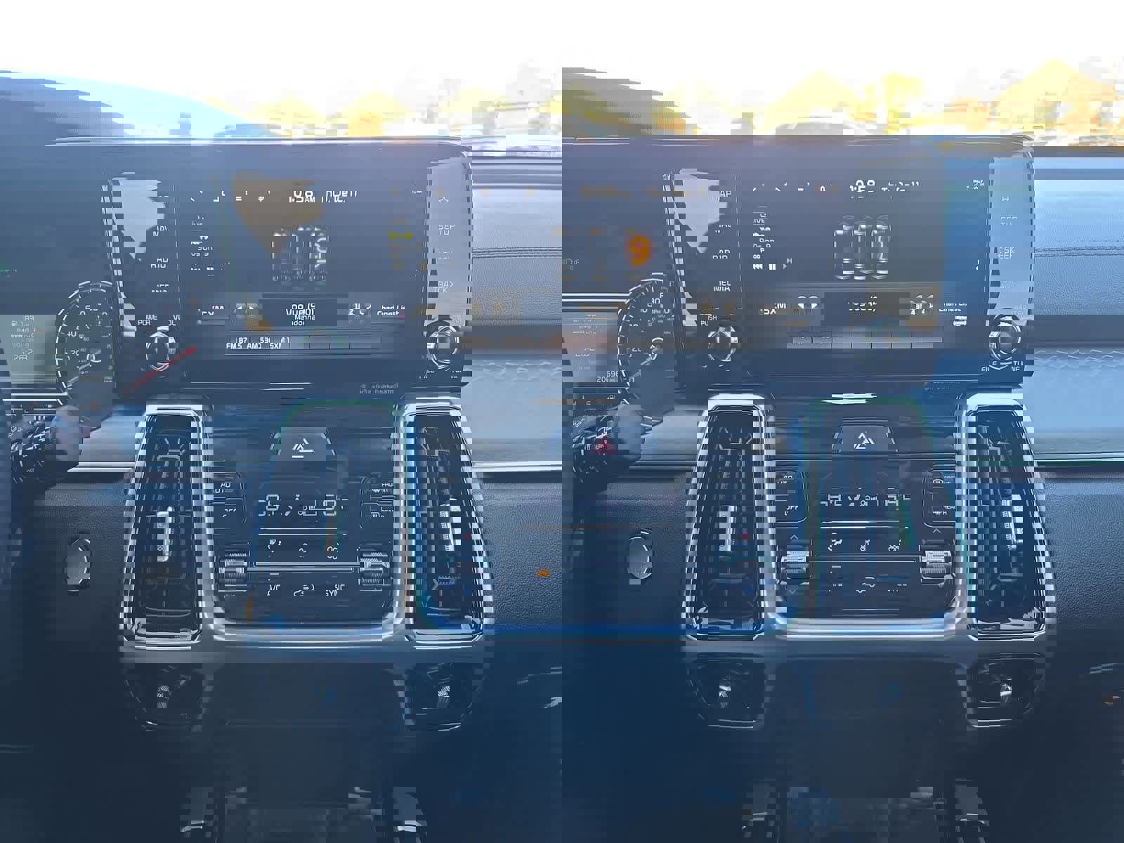 Certified 2022 Kia Sorento SX image 28