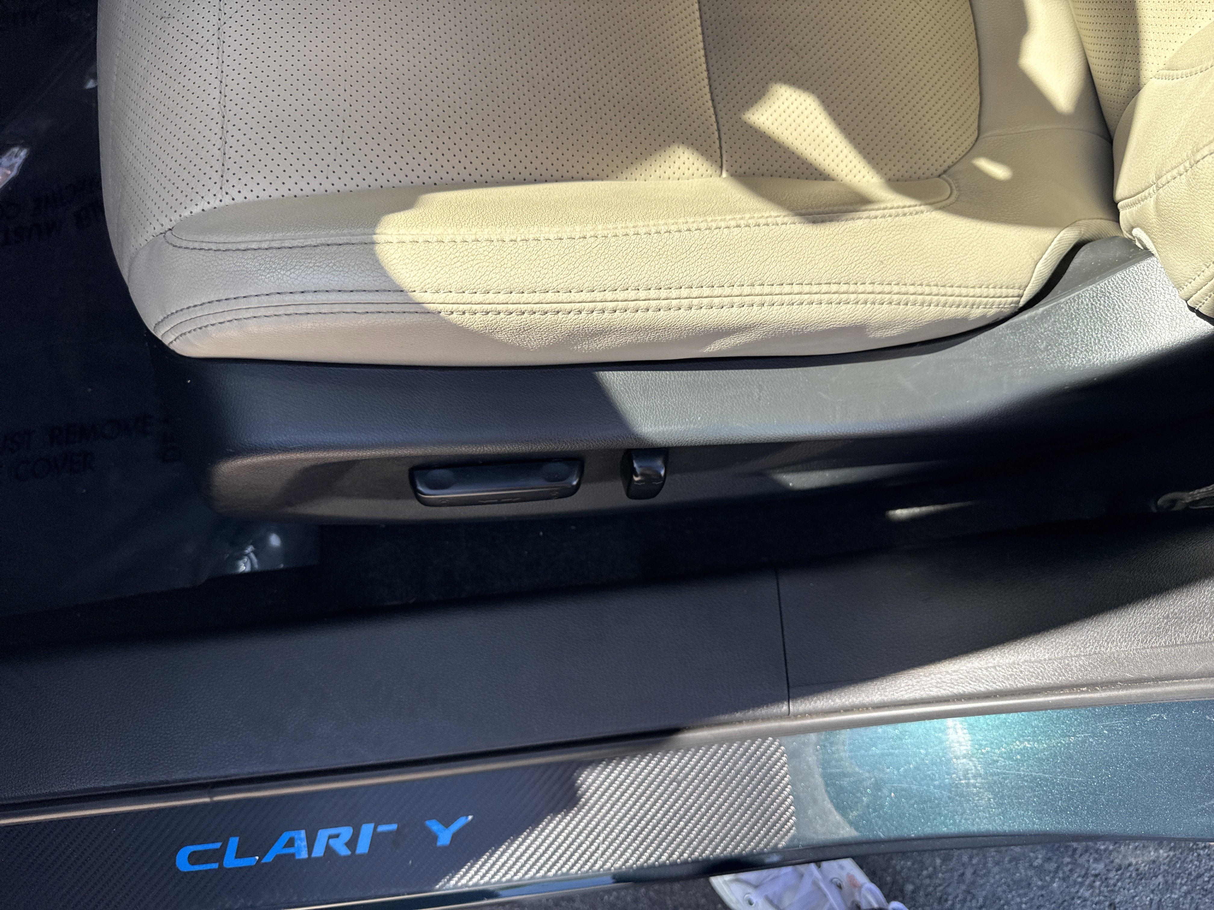 Used 2018 Honda Clarity Touring image 20