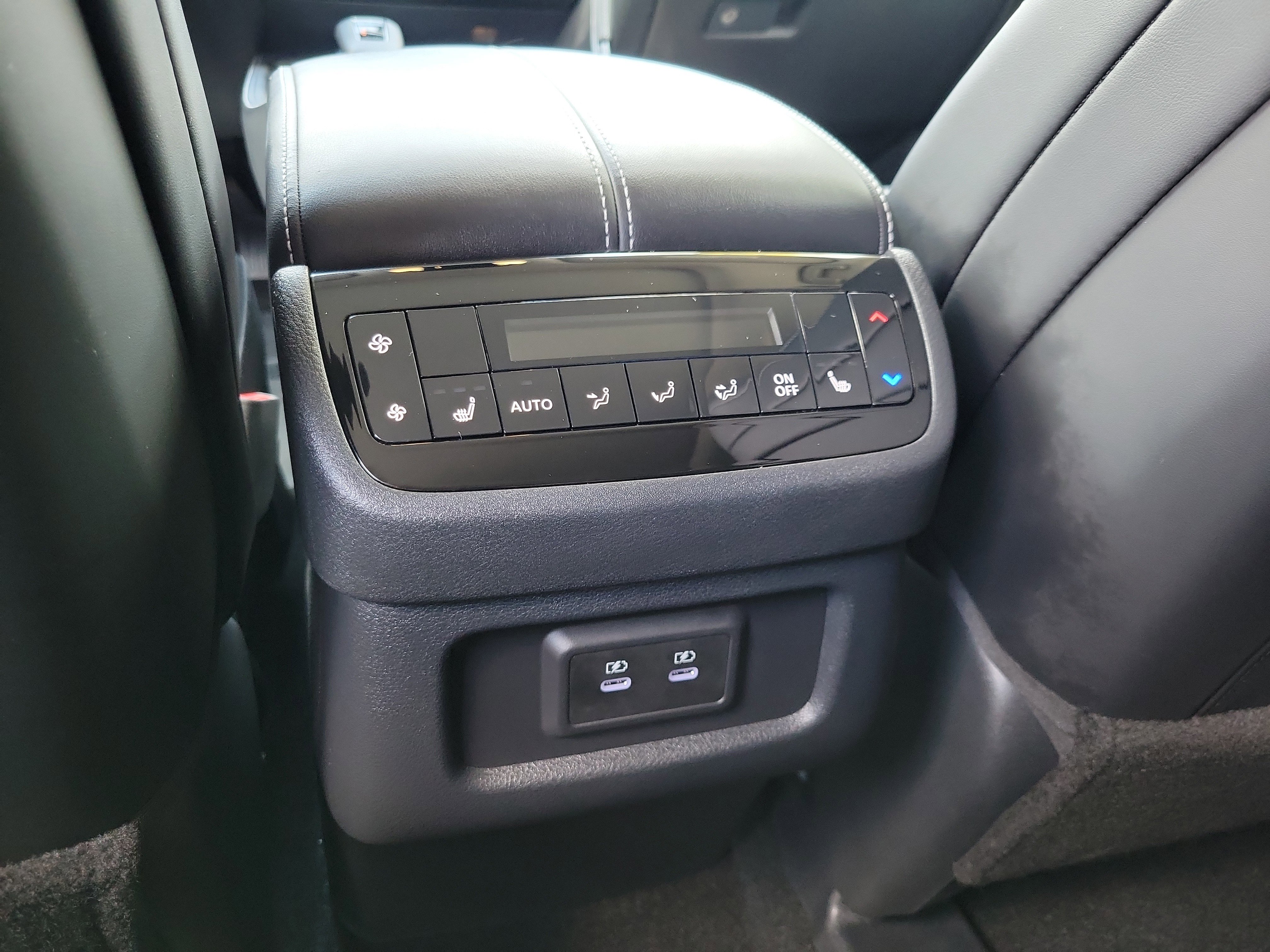 Certified 2026 INFINITI QX60 Luxe w/ Cargo Package image 15