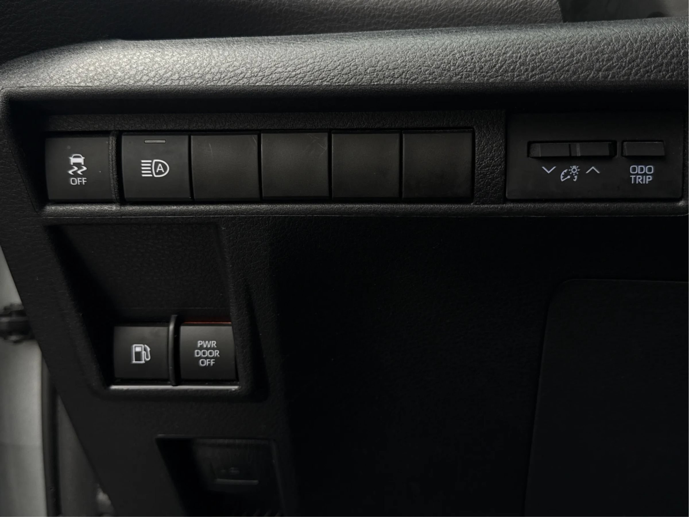 Used 2022 Toyota Sienna XSE FWD image 55