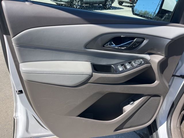Used 2019 Chevrolet Traverse LT image 12