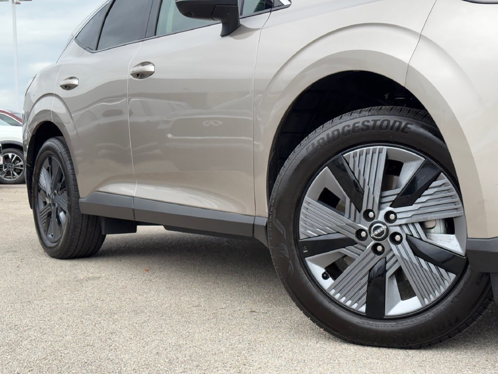 Used 2026 Nissan Murano SL AWD/4WD image 2