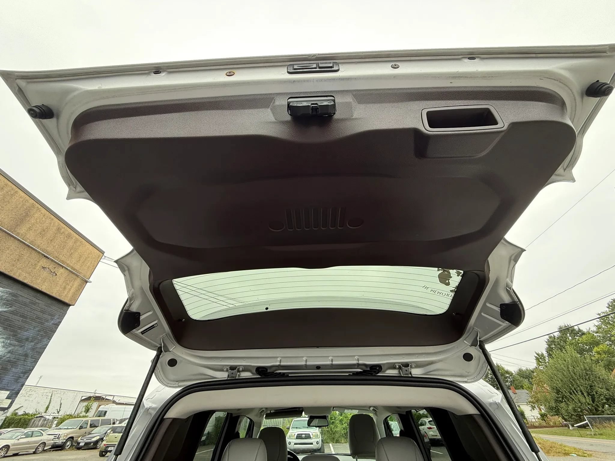 Used 2015 Jeep Renegade Limited AWD/4WD image 33