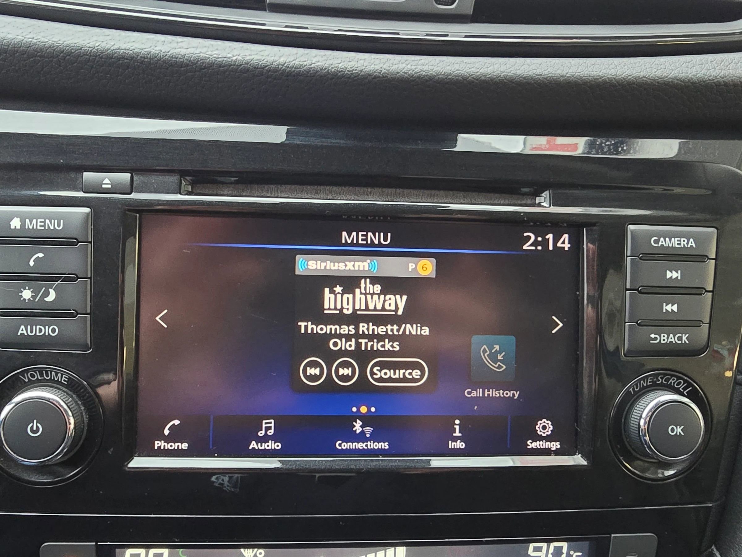 Used 2020 Nissan Rogue SV image 24