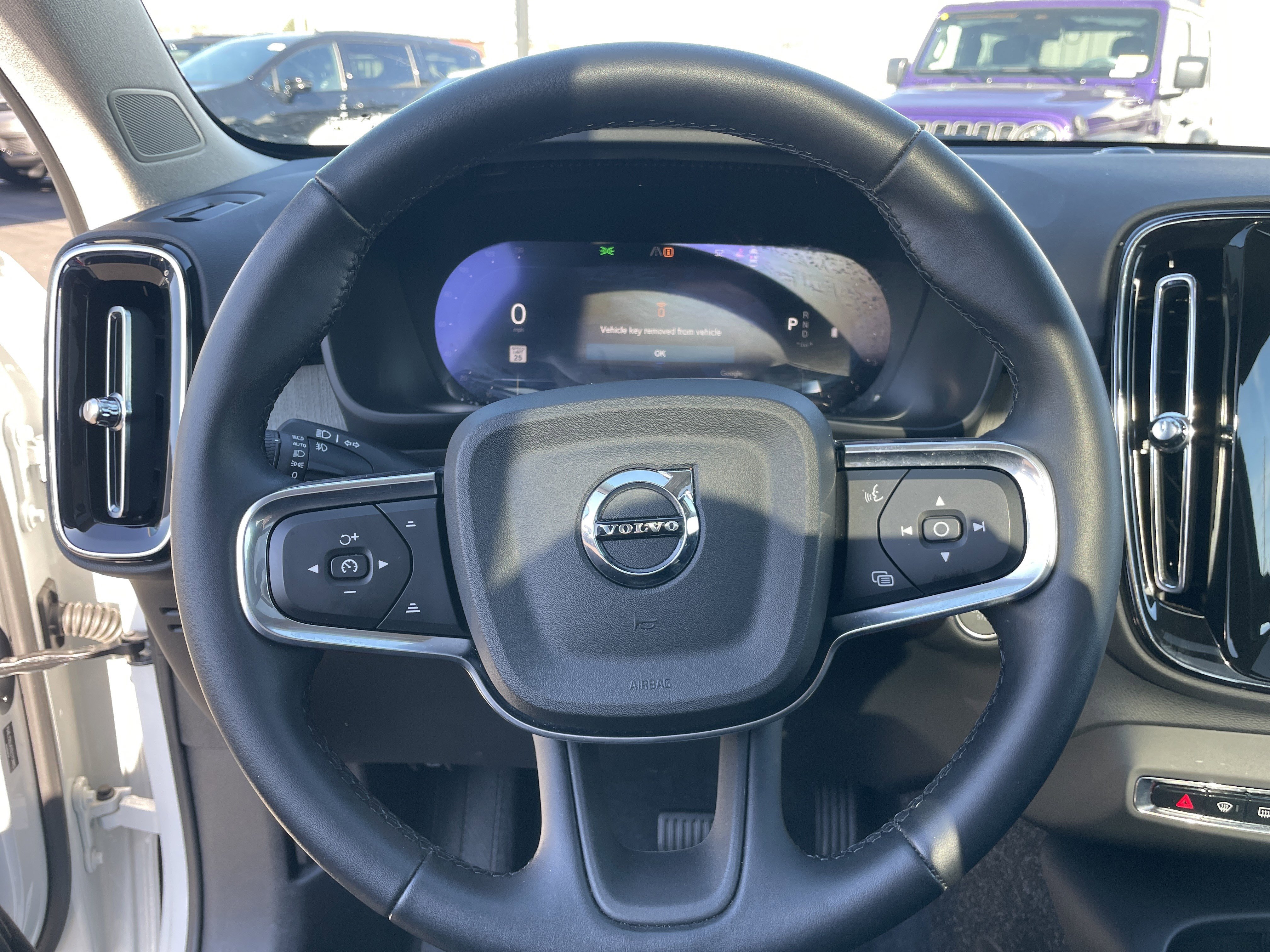 Used 2025 Volvo XC40 B5 Core image 47