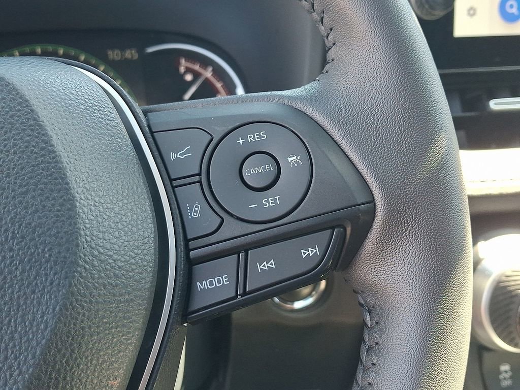 Used 2023 Toyota RAV4 XLE Premium AWD/4WD image 23