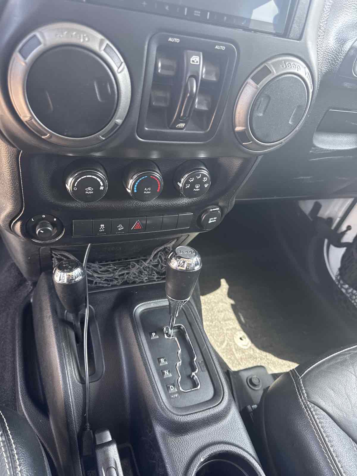 Used 2016 Jeep Wrangler Unlimited Sport AWD/4WD image 16