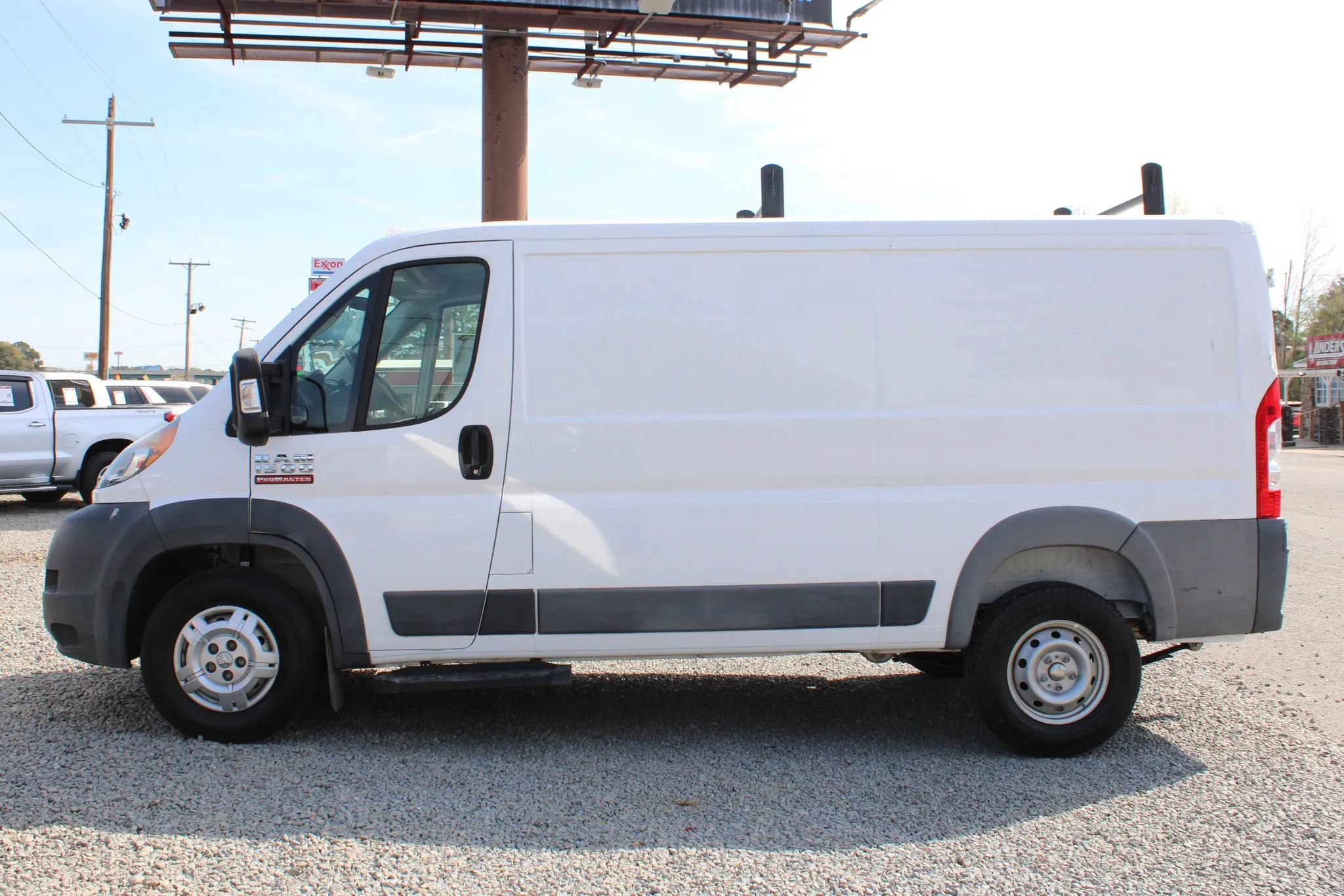 Used 2018 RAM ProMaster 1500 w/ Mopar Trailer Tow Group FWD image 2