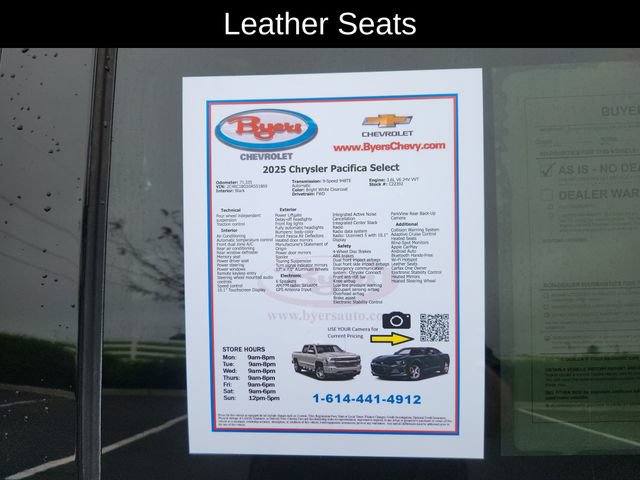 Used 2025 Chrysler Pacifica Select FWD image 12