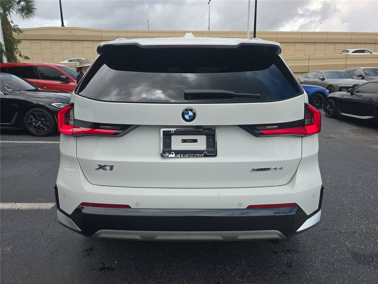Used 2024 BMW X1 xDrive28i w/ Convenience Package AWD/4WD image 3