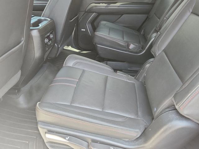 Used 2022 Chevrolet Tahoe RST w/ Luxury Package AWD/4WD image 10