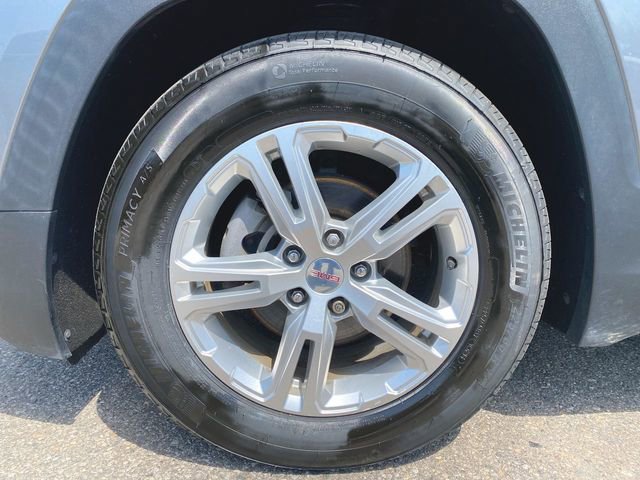 Used 2019 GMC Terrain SLE w/ Driver Convenience Package FWD image 30