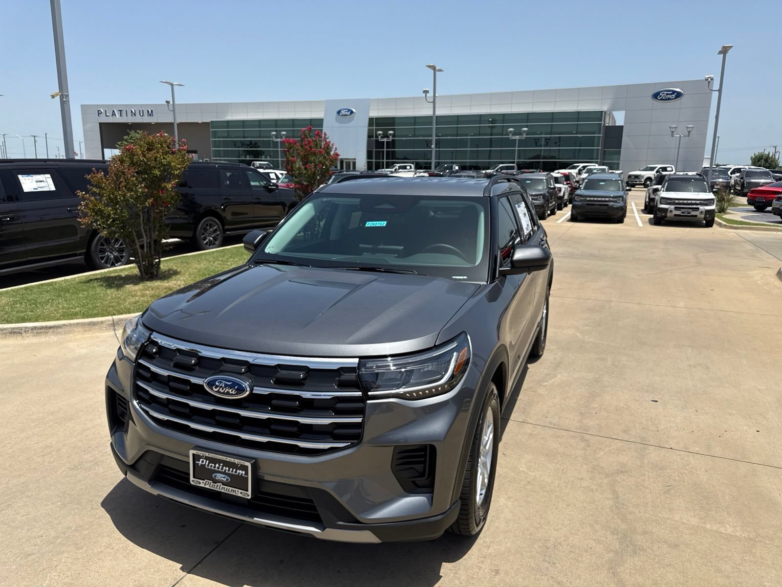 New 2026 Ford Explorer Active AWD/4WD image 23