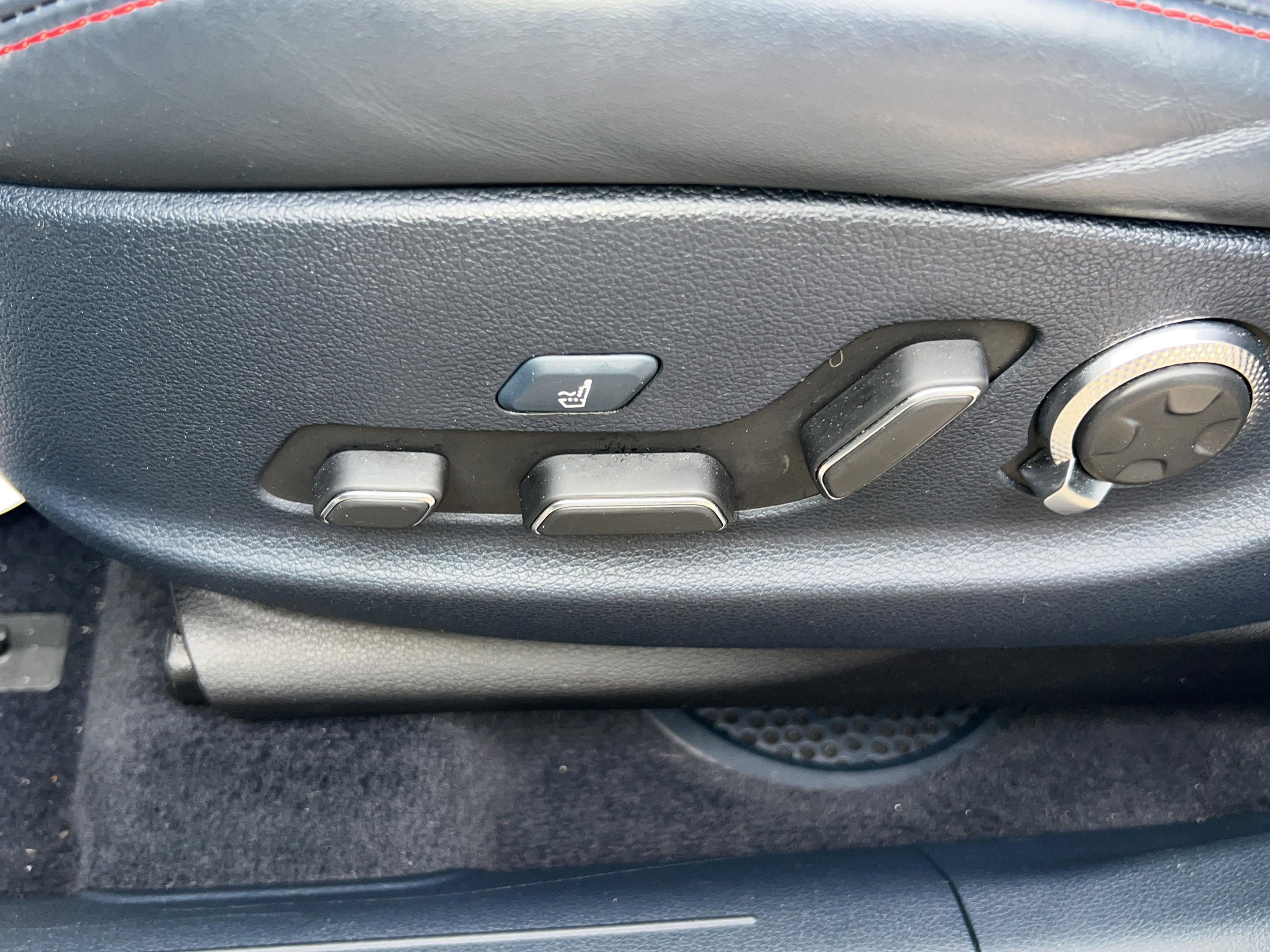 Used 2022 Genesis GV70 3.5T Sport w/ Sport Prestige Package image 21