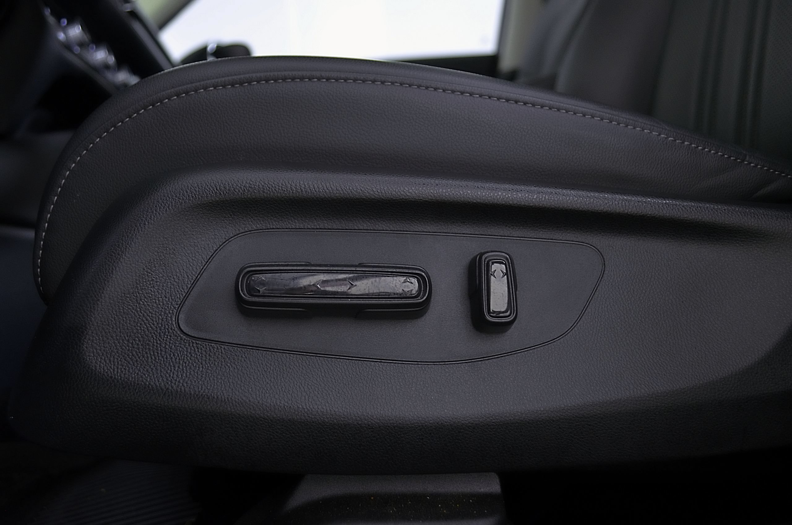 Used 2024 Honda HR-V EX-L image 17