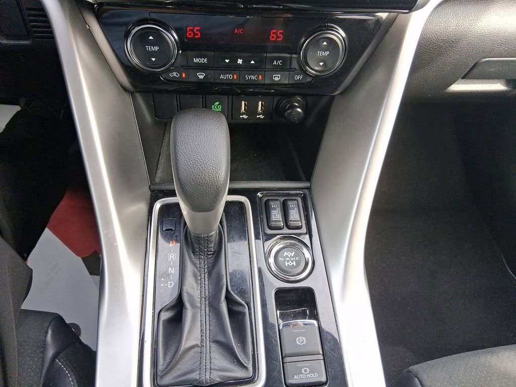 Used 2024 Mitsubishi Eclipse Cross AWD image 21