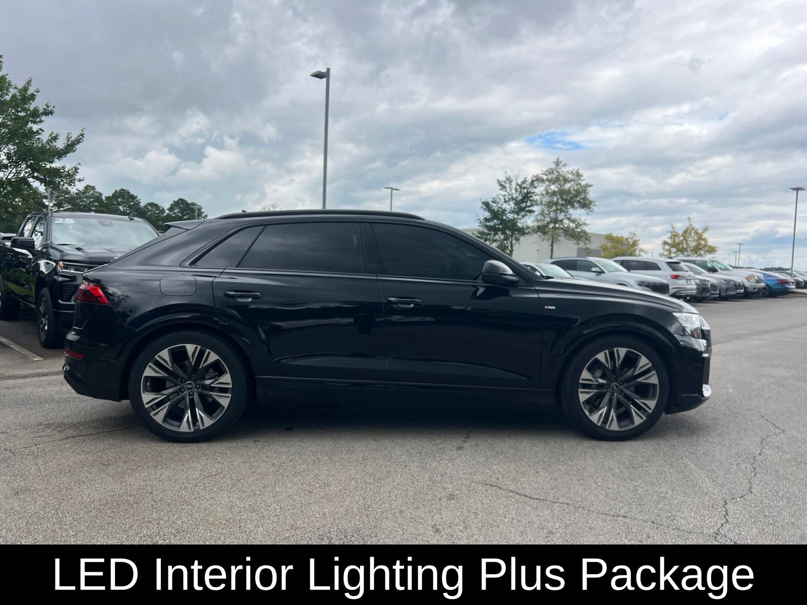 Used 2026 Audi Q8 Prestige AWD/4WD image 4