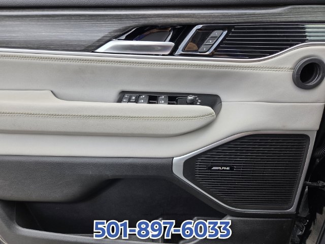 Used 2023 Jeep Wagoneer L Series II w/ Premium Group I AWD/4WD image 31