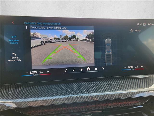 Used 2025 BMW M2 RWD image 17