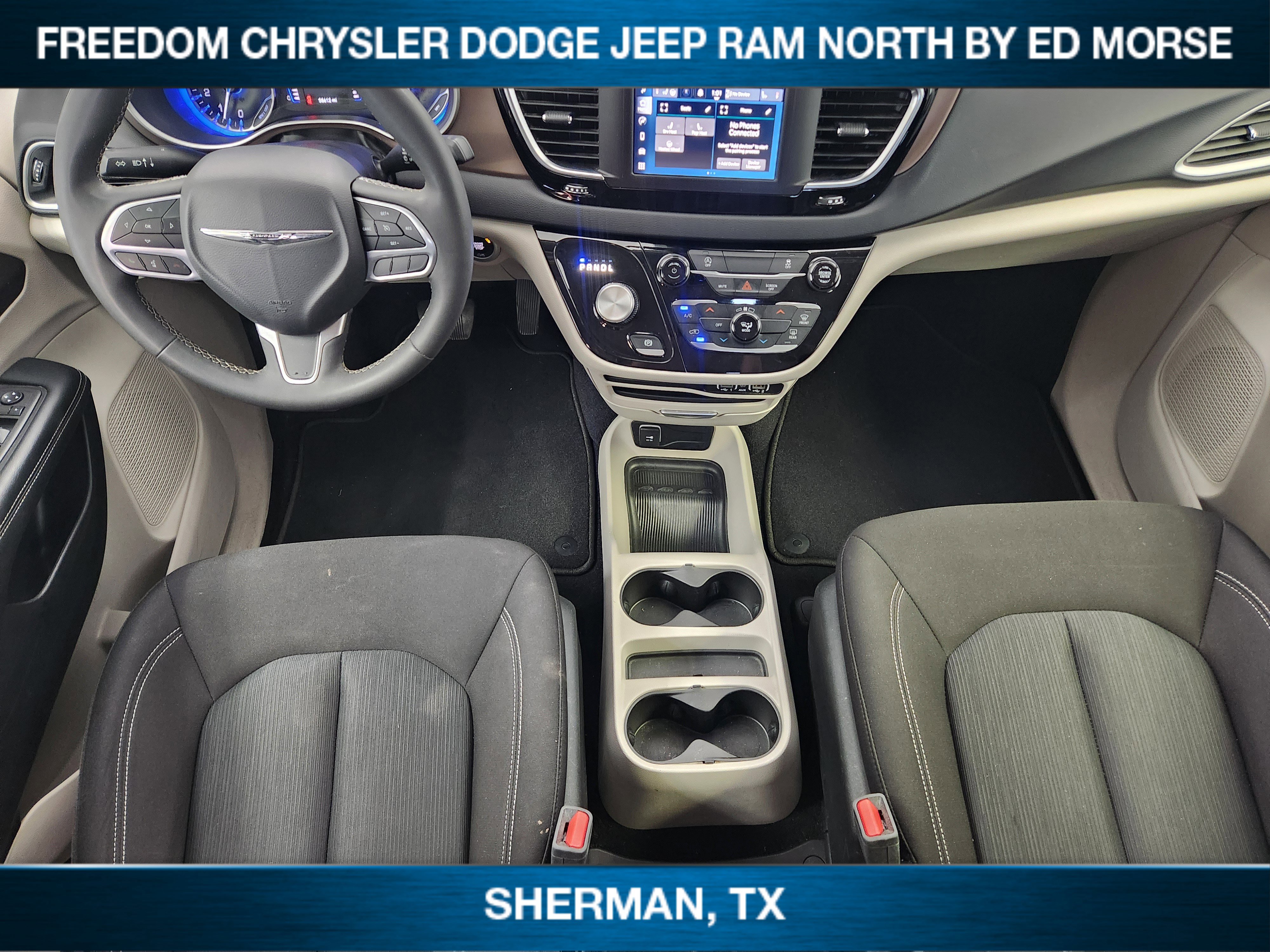 Used 2023 Chrysler Voyager LX image 19