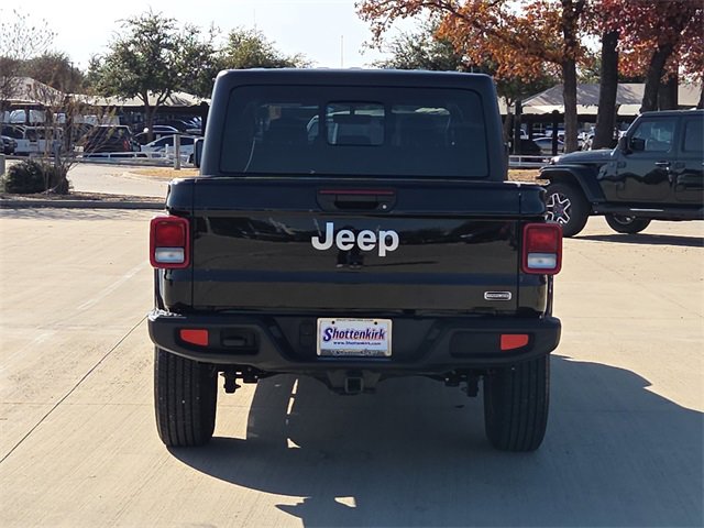 Used 2020 Jeep Gladiator Overland w/ Popular Equipment Package image 7