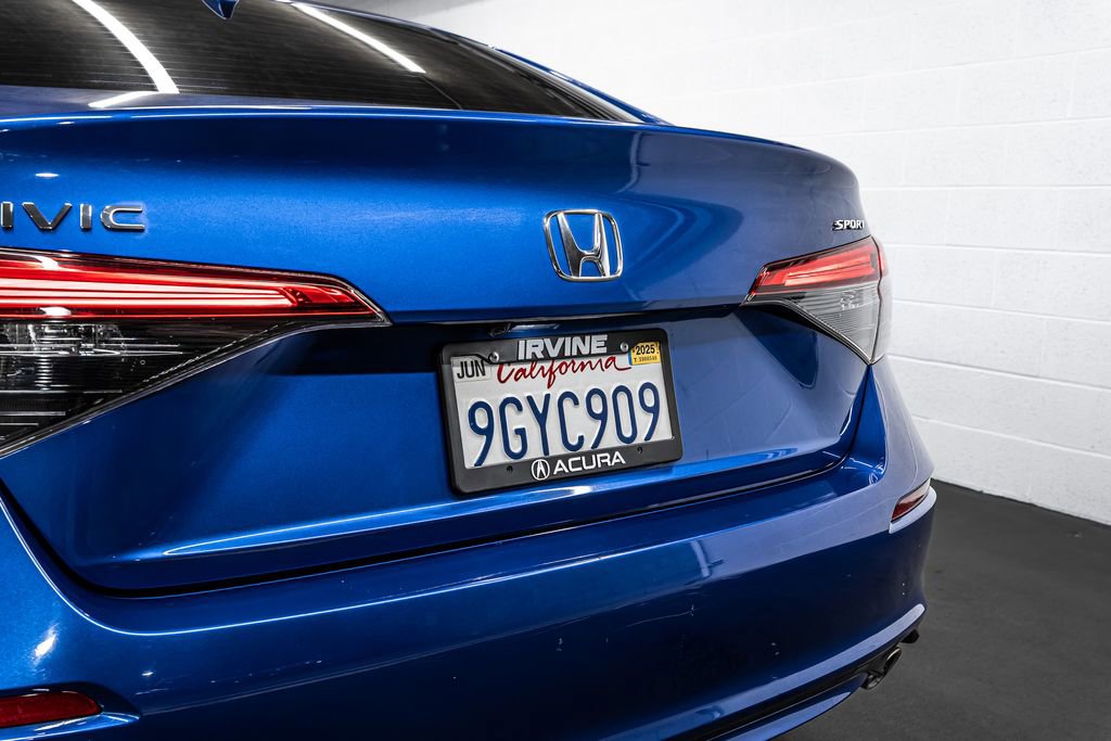 Used 2023 Honda Civic Sport image 16