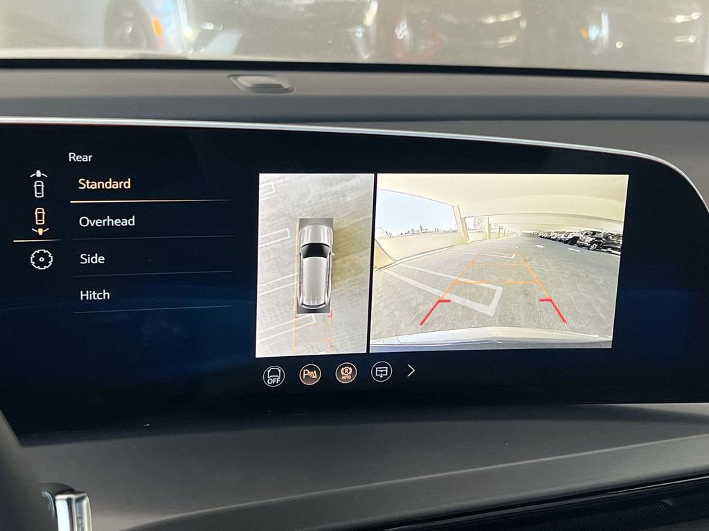 New 2026 Cadillac Vistiq Luxury image 20