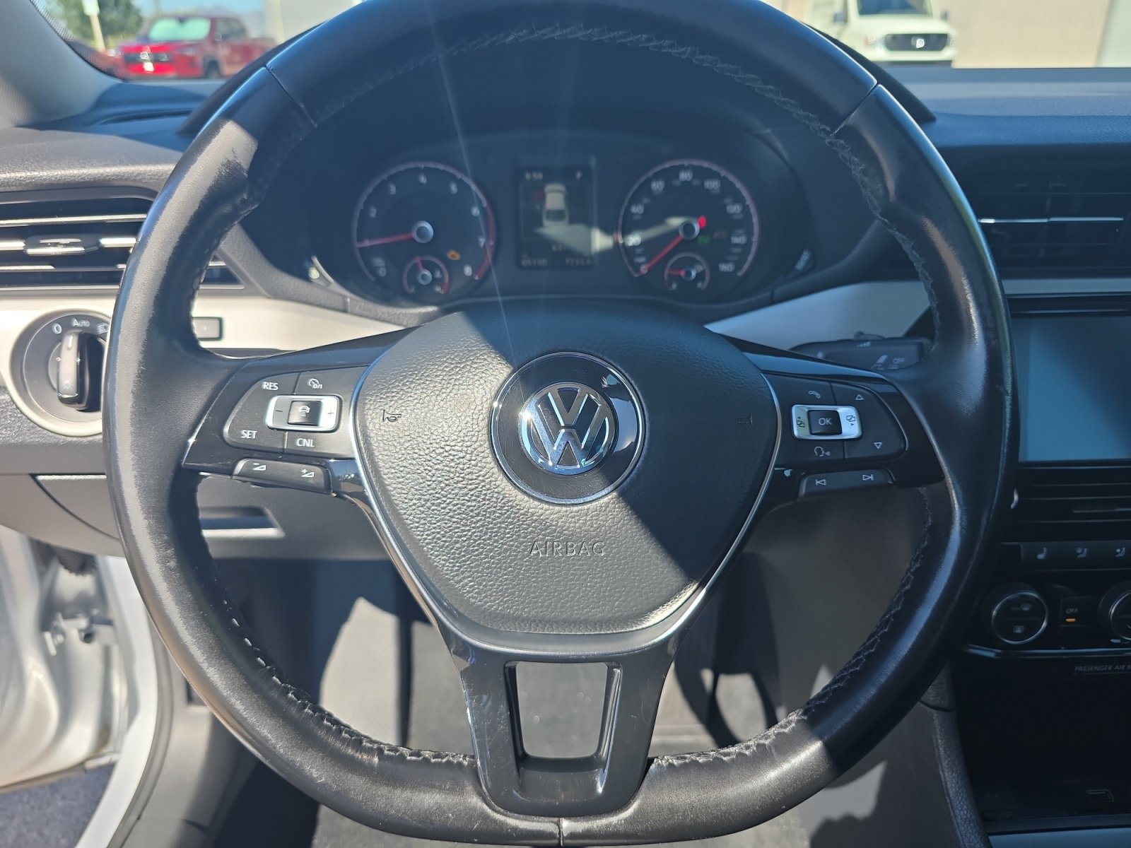 Used 2020 Volkswagen Passat 2.0T SE image 9