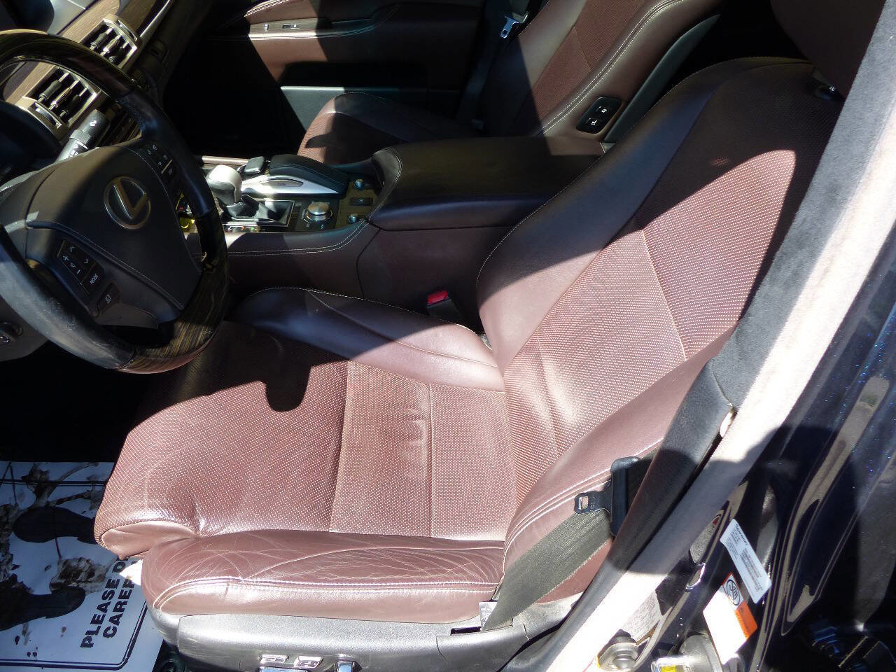 Used 2017 Lexus LS 460 AWD image 15