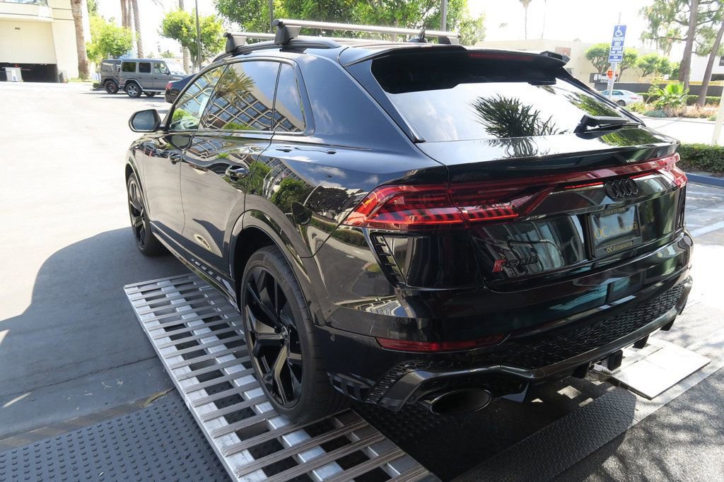Used 2021 Audi RS Q8 w/ Carbon Optic Package AWD/4WD image 7