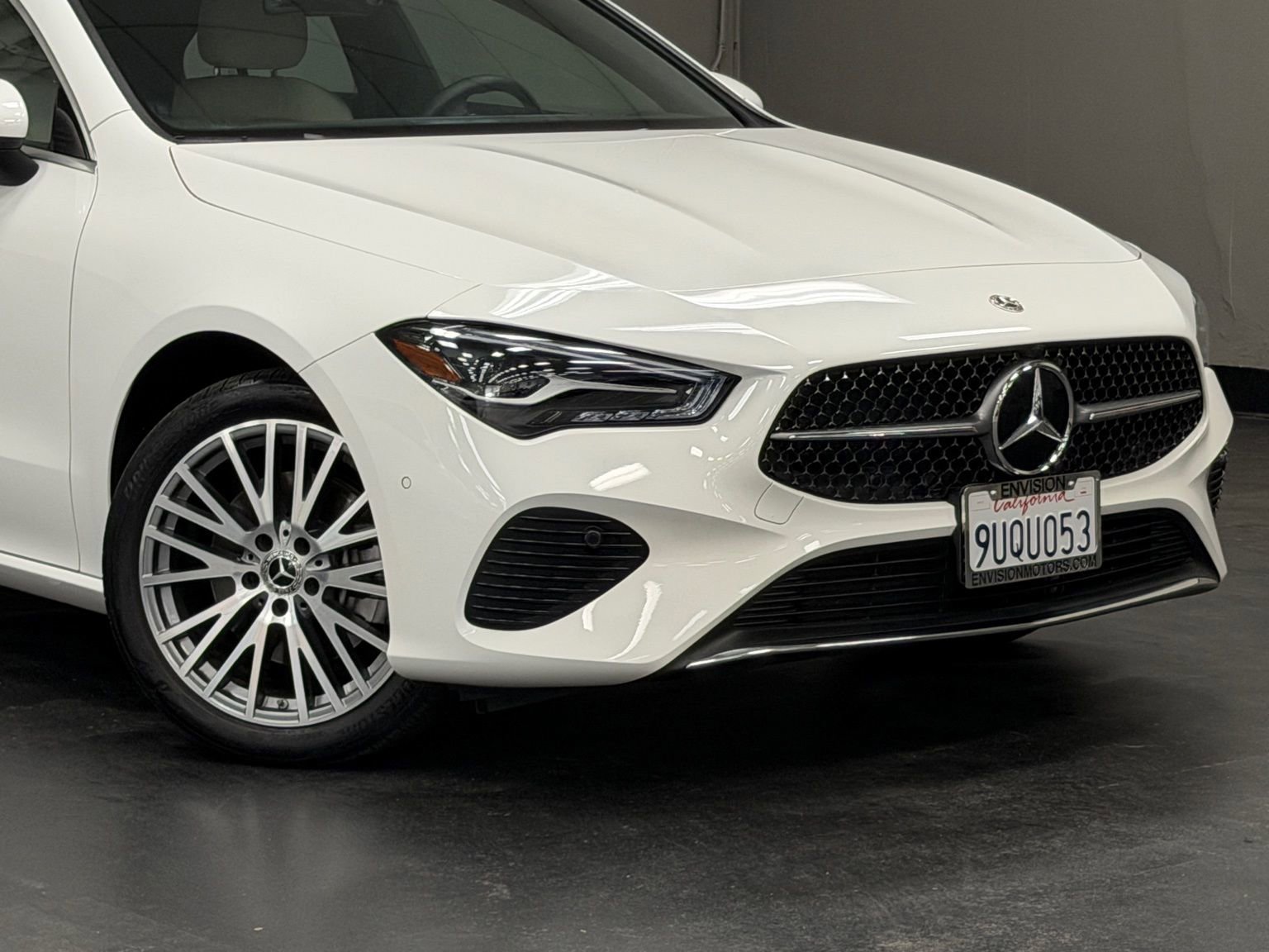 Used 2025 Mercedes-Benz CLA 250 image 4