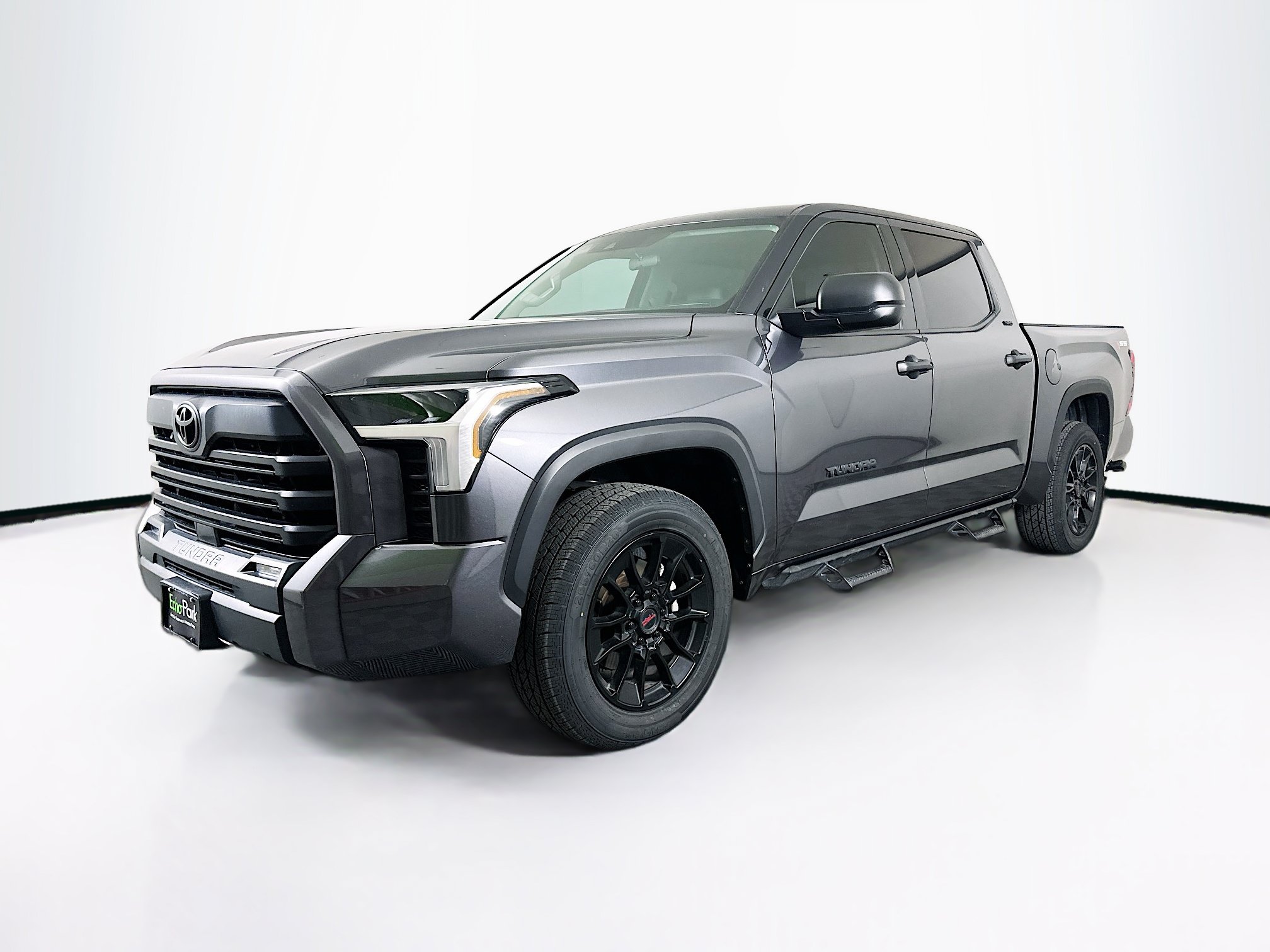 Used 2023 Toyota Tundra SR5 RWD image 3