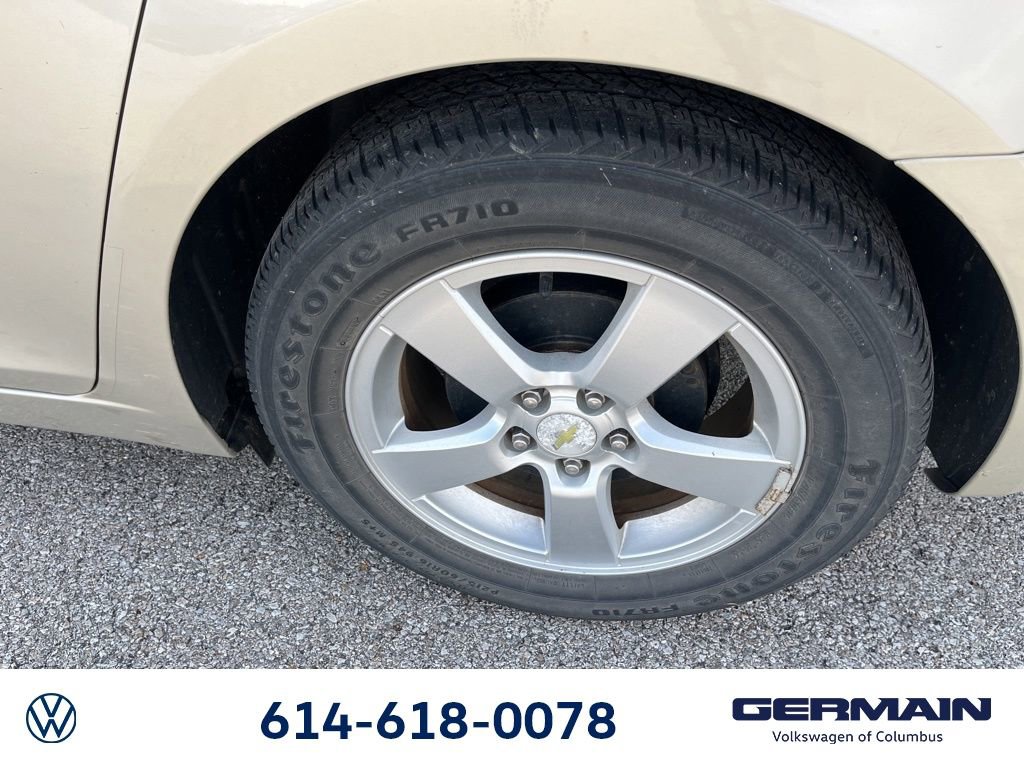 Used 2015 Chevrolet Cruze LT image 16