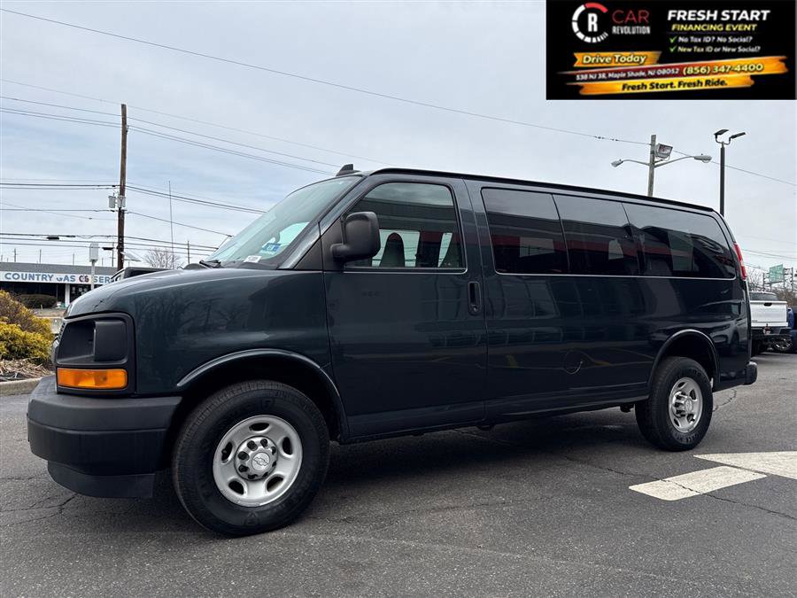 Used 2017 Chevrolet Express 2500 LS RWD image 3