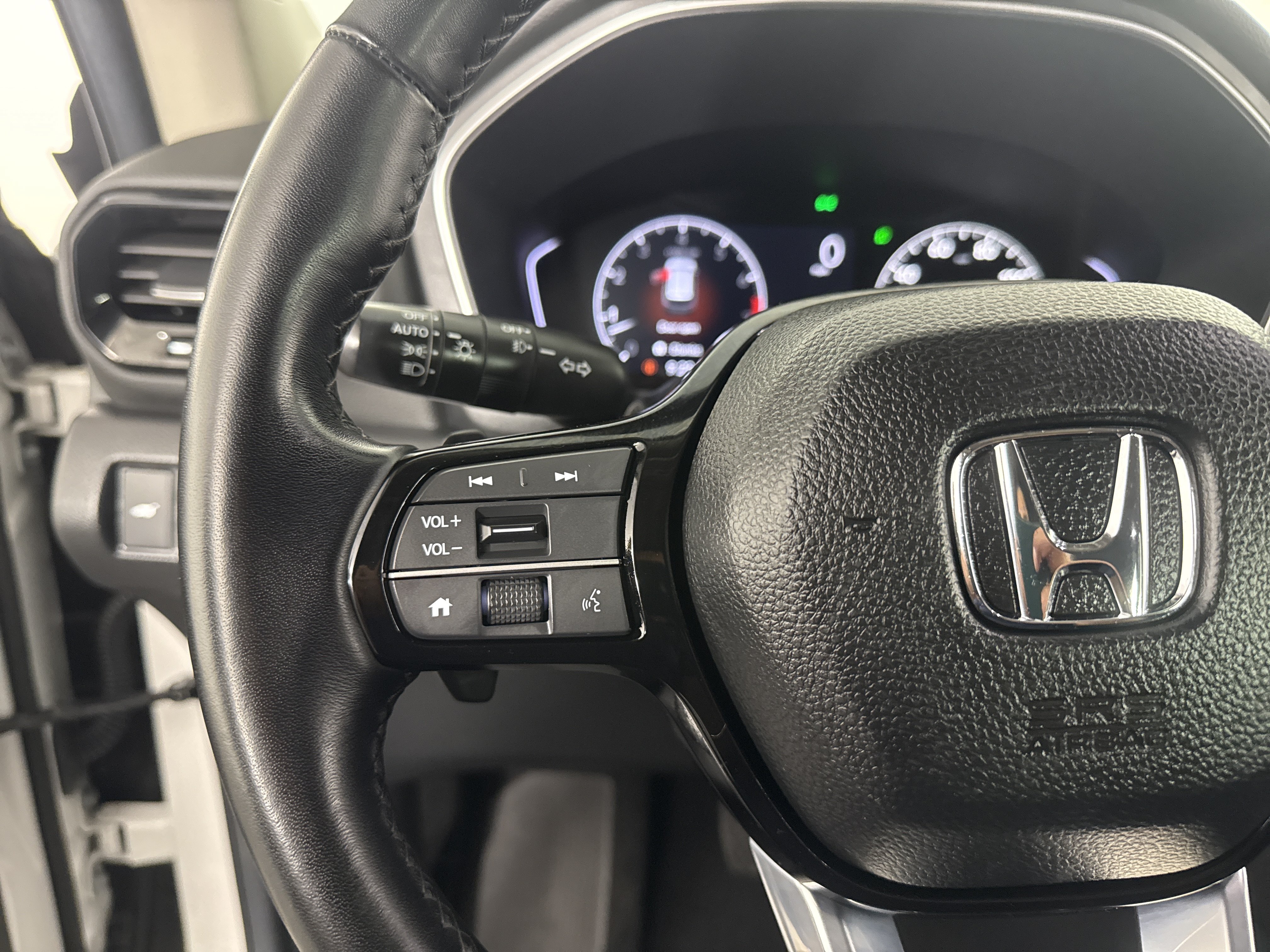Certified 2024 Honda Pilot EX-L image 30